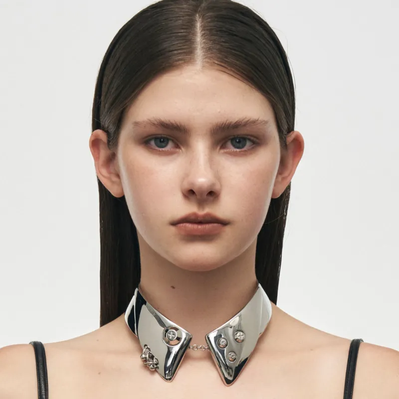 Blackhead Shop metal choker
