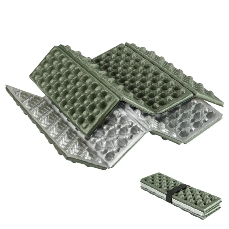 Qunature Global folding seat cushion for portable seating