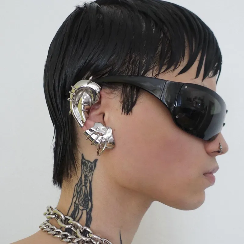 Blackhead Shop punk earrings