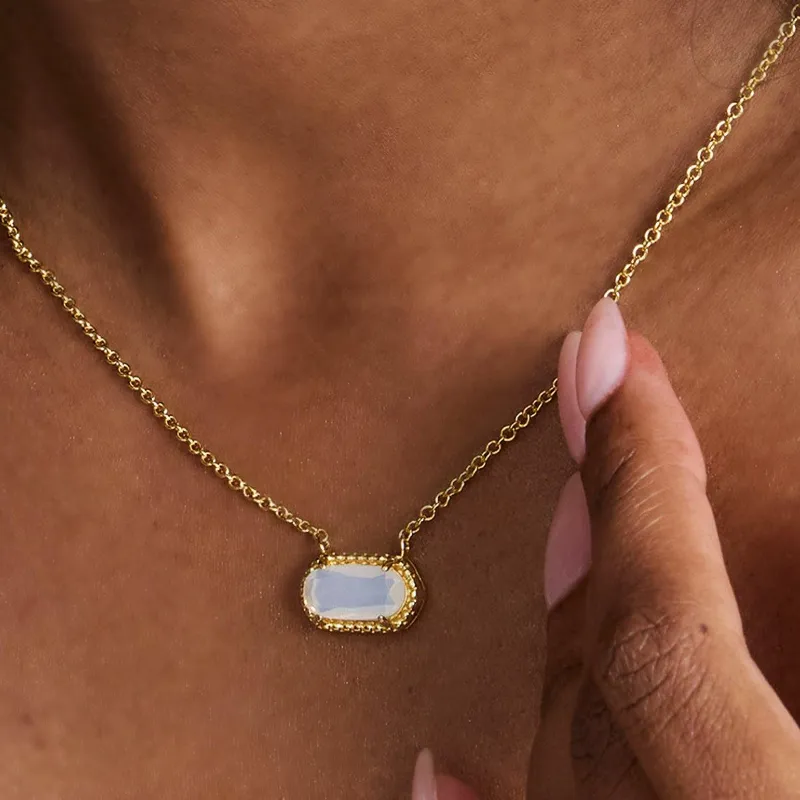 Evry Jewels aura necklace