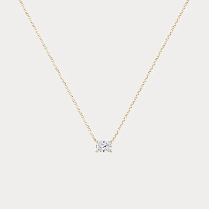 Leonids lab diamond pendant with a centered lab-grown diamond on a delicate chain